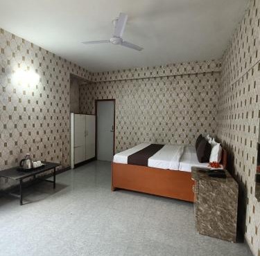 Executive Inn