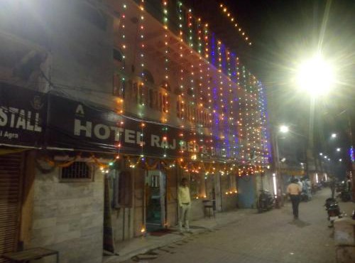 Hotel Raj Bed And Breakfast