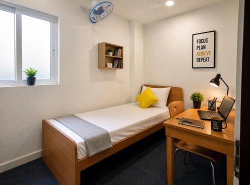 CubeRooms Airport Transit Hotel & Co-Living