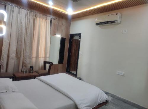 Hotel kabras' inn