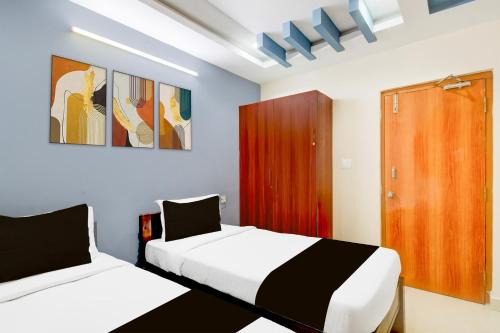 Super Collection O Khajaguda Hills Formerly Sri Balaji Luxury Rooms