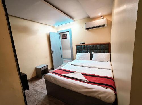 Hotel CLOUDS INN