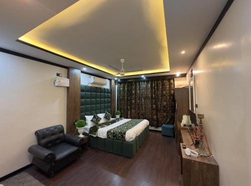 The Jumeirah Srinagar A Boutique Hotel