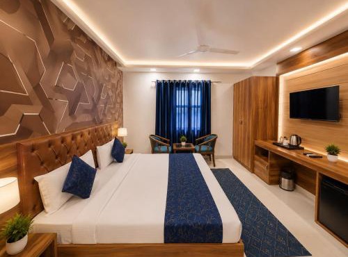 Urben BellaMount Hotel - Free Airport and Aerocity Pick Up & Drop