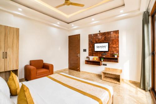 Hotel Quadis Central - Sector 27, NOIDA