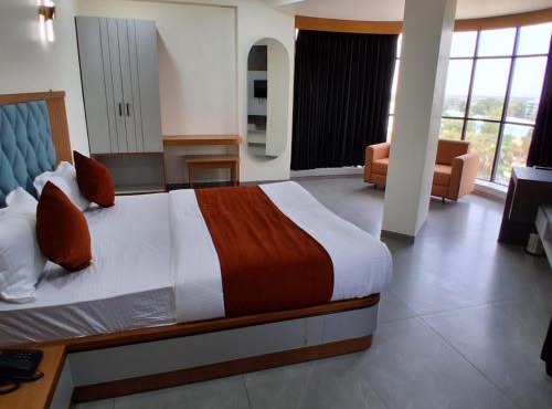 Hotel Sun Park Vadodara