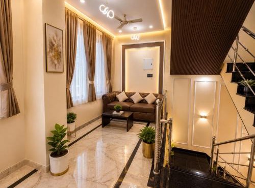 Stay By Shree Dharan Inn Near Shree Ram Mandir Ayodhya
