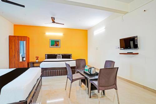 Hotel O JK Blue Rock Comforts