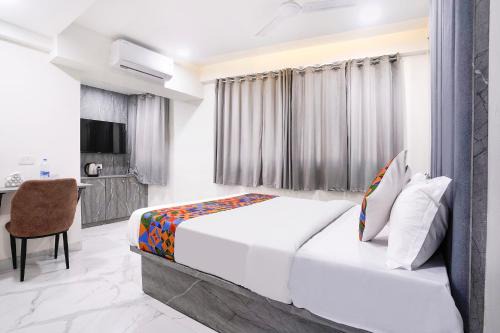 FabHotel Byland International