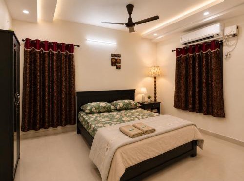 KB's Stay - The Rosewood 3BHK