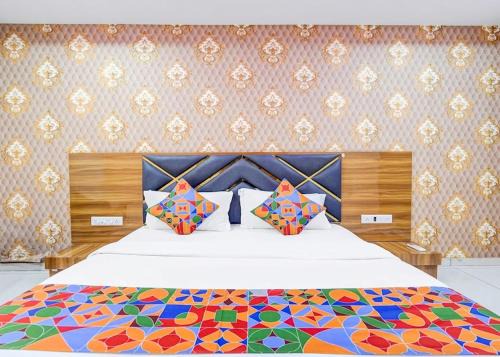 Hotel Lakeview Vadodara in Vadodara
