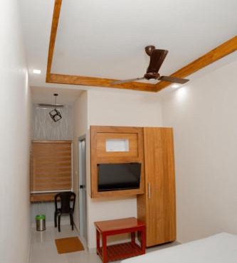 MK Residency Calicut - Kozhikode City Centre & Near Baby Memorial Hospital