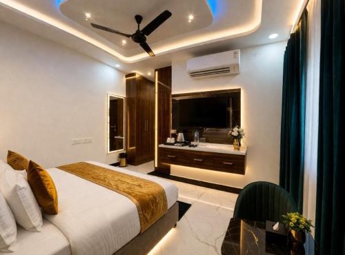 Royal Awadh Inn Near Shree Ram mandir