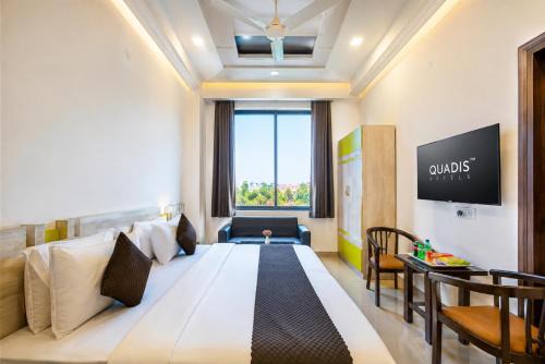 Hotel Cladis by Quadis - Sector 15 Noida