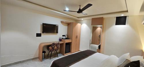 Velara Hotel & Banquet