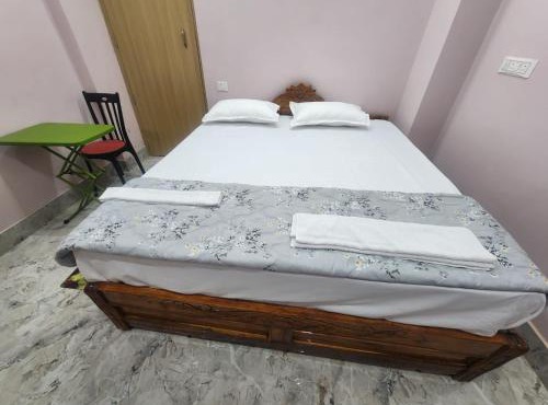 Hotel Navin Palace Pirpainti