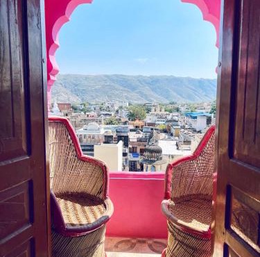 Hotel Paramount Palace