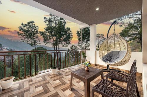 The Starlight Hotel Kasauli by Splendid Retreat Hotels