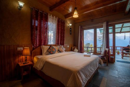 Ishan Log Huts-A boutique home stay