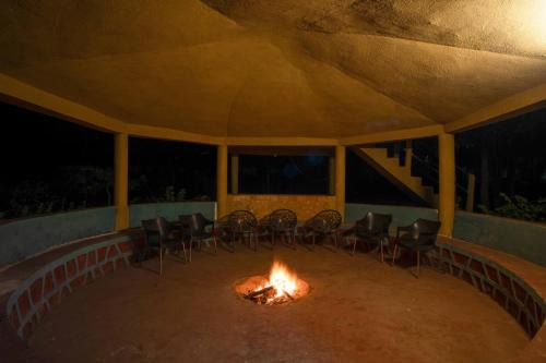 Treebo Premium Mowgli's Den, Pench Tiger Reserve, Turia