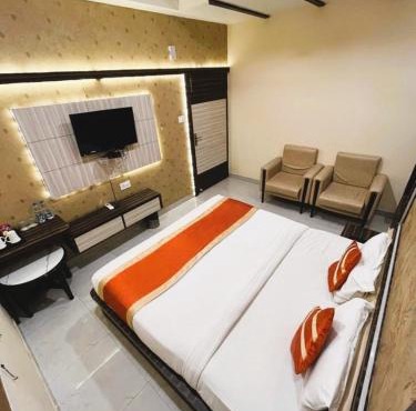 Shri Sai Hotel Azamgarh Near Roadway Bus Stand
