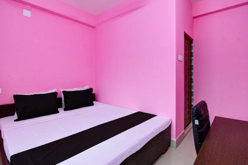 Hotel O Lotus Homestay