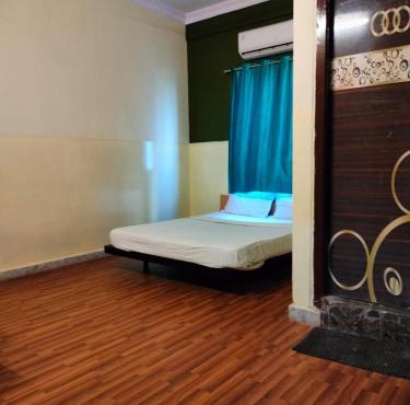 Goldhorn Hotels & Banquet Mehdipatnam Near St Ann's college in Hyderabad
