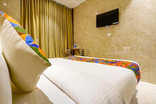 FabHotel Sarah Inn - Nr Kasheli Metro Station