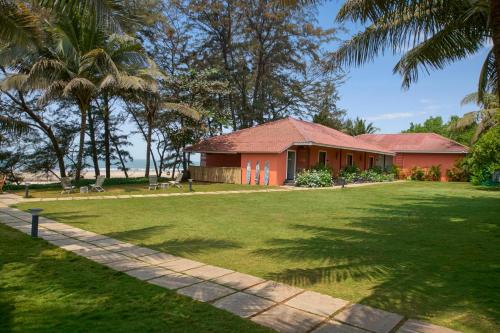 Mandrem Beach Resort, a member of Radisson Individuals Retreat
