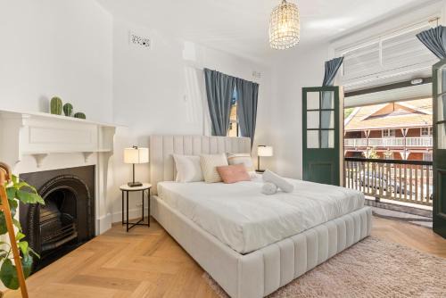 Family Friendly 2BR with Seaview Balcony & Rooftop