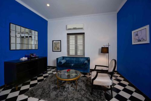 The Old Court House By Abad