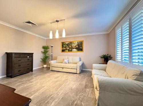 6 Bedroom Pool House Sleeps 15 Blue Mountains Penrith Group Accommodation