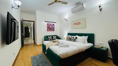 BluO Vasant Vihar PVR - Kitchen, Terrace, Lift