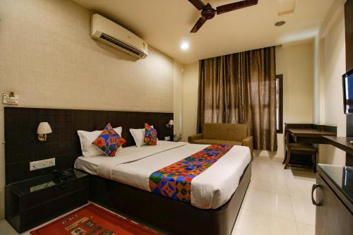 FabHotel Kamla Regency - Rani Kamlapati Station