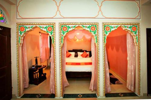 Hotel Moon Light Palace