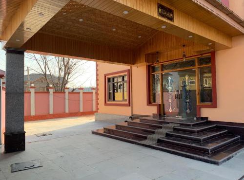 Hotel Shuhrah-I-Afaq - Near Srinagar Airport